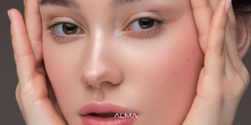 شفاف شدن و درخشندگی پوست