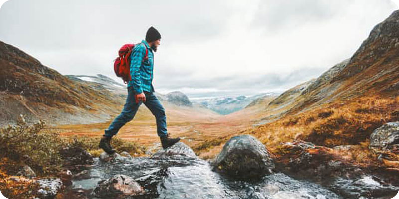پوشاک مناسب کوهنوردی در فصل بهار